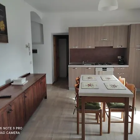 Chilometro 29 Terra Apartment Dervio